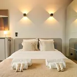 Apartament Eiffel Tower - Premium With Balcony And Lift For 4 *