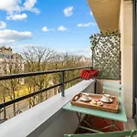 Eiffel Tower - Premium With Balcony And Lift For 4 *