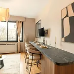 Eiffel Tower - Premium With Balcony And Lift For 4 Apartament