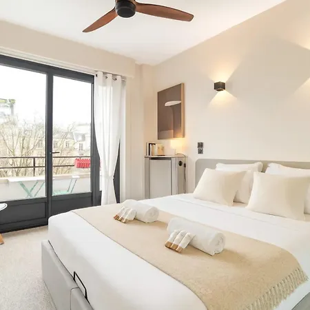 Eiffel Tower - Premium With Balcony And Lift For 4 公寓