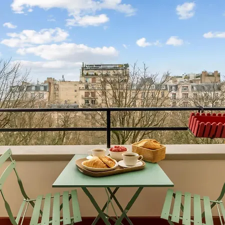 Eiffel Tower - Premium With Balcony And Lift For 4 * 巴黎