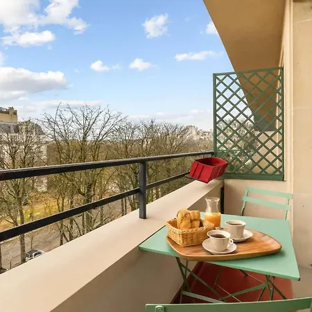 公寓 Eiffel Tower - Premium With Balcony And Lift For 4 巴黎