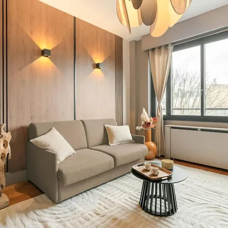 Apartmán Eiffel Tower - Premium With Balcony And Lift For 4