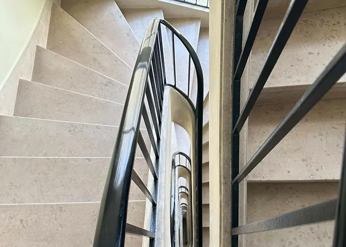 Apartamento Eiffel Tower - Premium With Balcony And Lift For 4 *