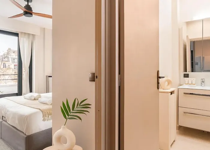 Eiffel Tower - Premium With Balcony And Lift For 4 Apartamento